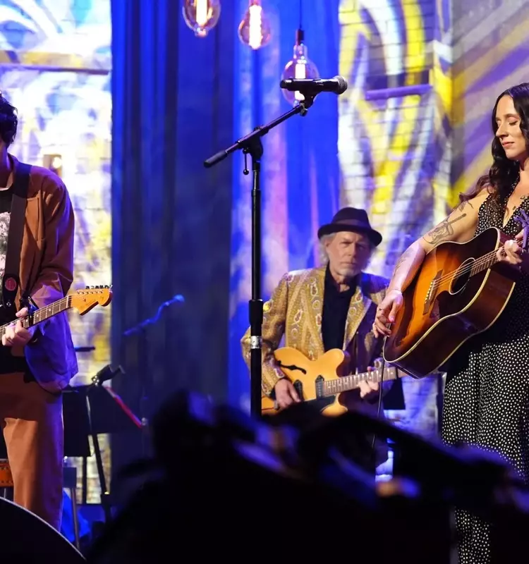 Waxahatchee and MJ Lenderman Cover Ella Langley's "Choosin' Texas"