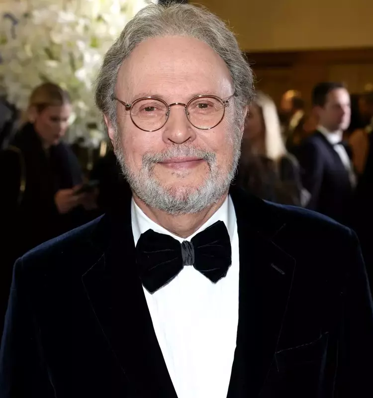 Billy Crystal Returns to Broadway with New Play '860'