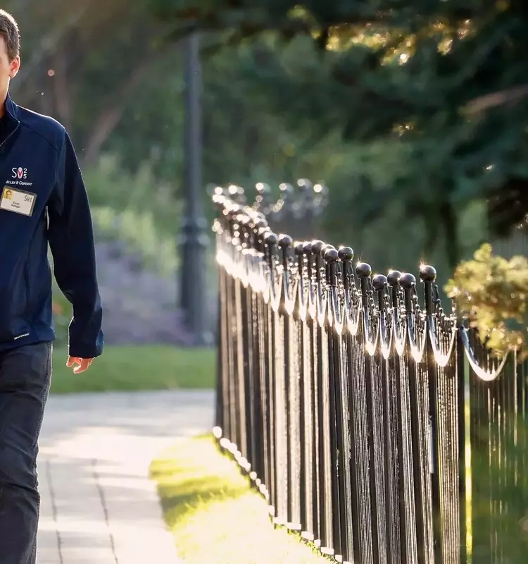 Snap Inc. Announces Major Layoffs Amidst "Crucible Moment" and AI Integration