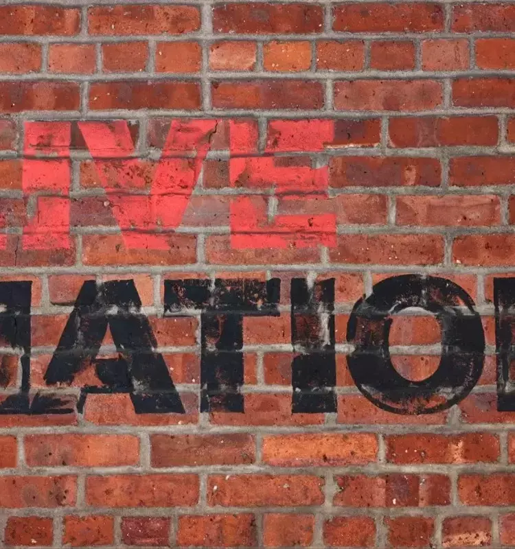 Senators Urge Judicial Review of DOJ's Live Nation-Ticketmaster Deal