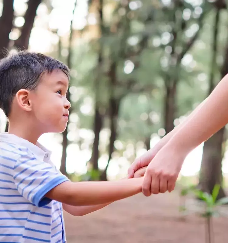Mastering the 'Yes' and 'No' in Parenting: A Guide to Balance and Effective Communication