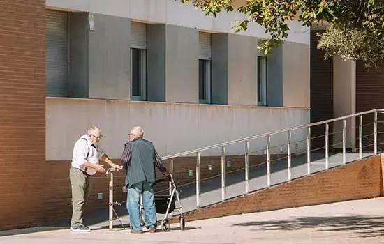 La viabilidad de las residencias públicas en jaque por el desajuste de precios