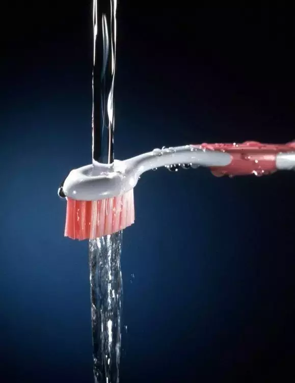 Guía Definitiva para una Higiene Bucal Perfecta: Renovación, Técnica y Frecuencia del Cepillado