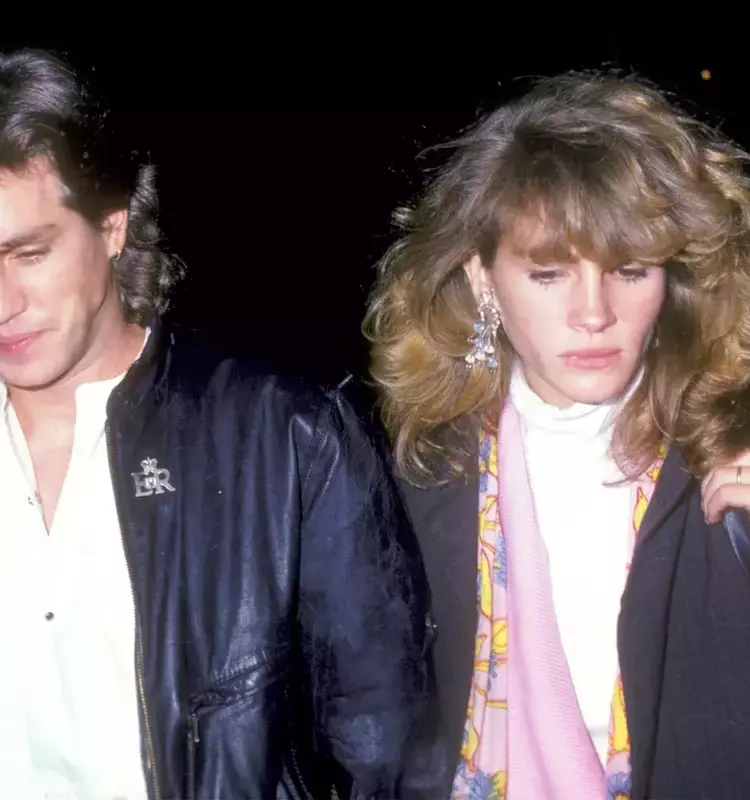 Eric Roberts Clarifies Relationship with Sister Julia Roberts Amidst Media Speculation