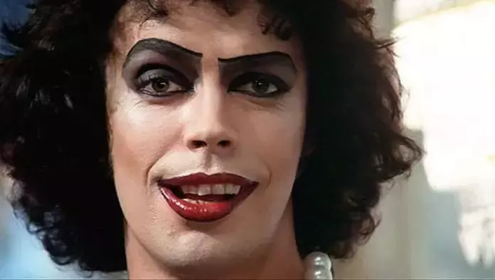 Tim Curry: Un'icona del cinema compie 80 anni
