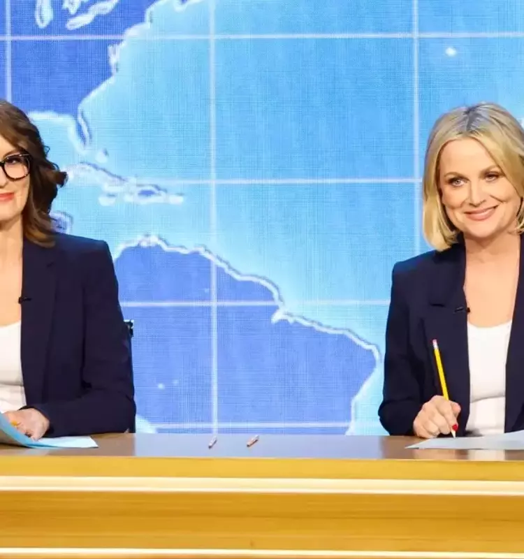 Tina Fey's Insight on Political Humor in 'SNL' Sketches
