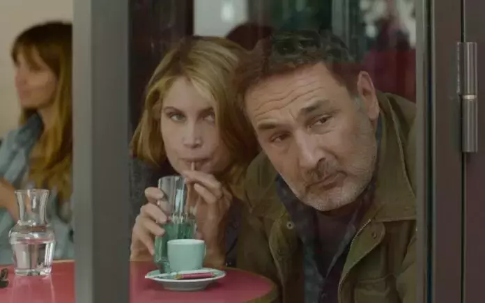 Il Giallo Romantico di Rémi Bezançon: Un Omaggio Moderno ad Hitchcock