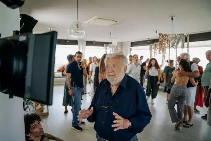 Pupi Avati e il suo "Nel tepore del ballo": Un cinema di autenticità e sentimenti