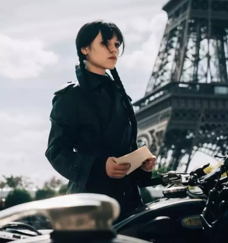 Jenna Ortega's Wednesday Season 3 First Look Reveals Paris Setting