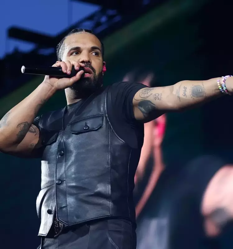 Drake's 'Iceman' Album Release Date Unveiled Through Fan's Viral Ice Sculpture Breakthrough