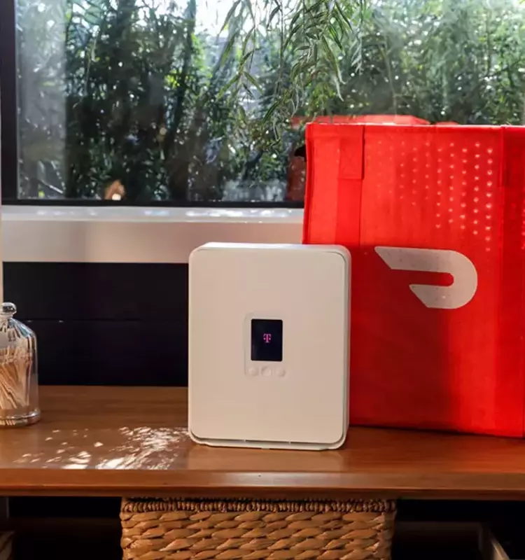 T-Mobile Accelerates 5G Home Internet Deployment with DoorDash Same-Day Delivery Integration