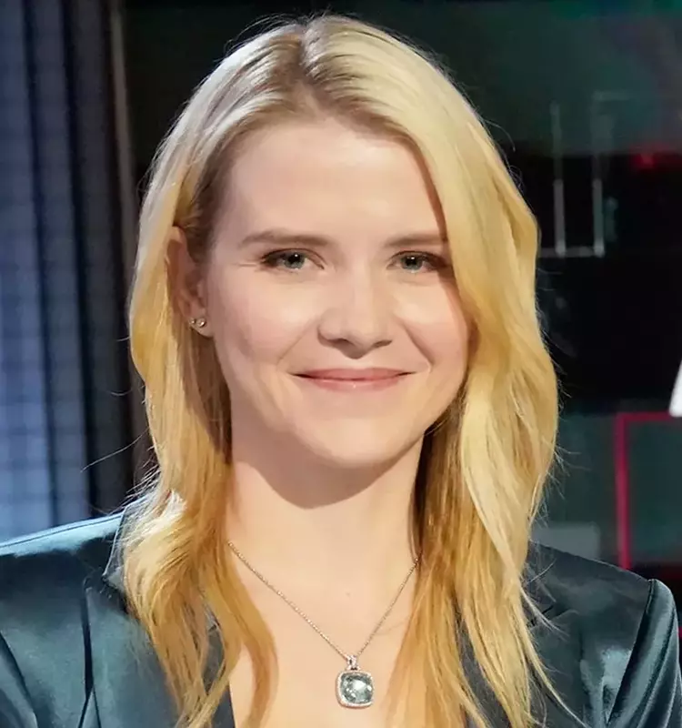 Elizabeth Smart's Bodybuilding Journey: A Celebration of Strength and Resilience