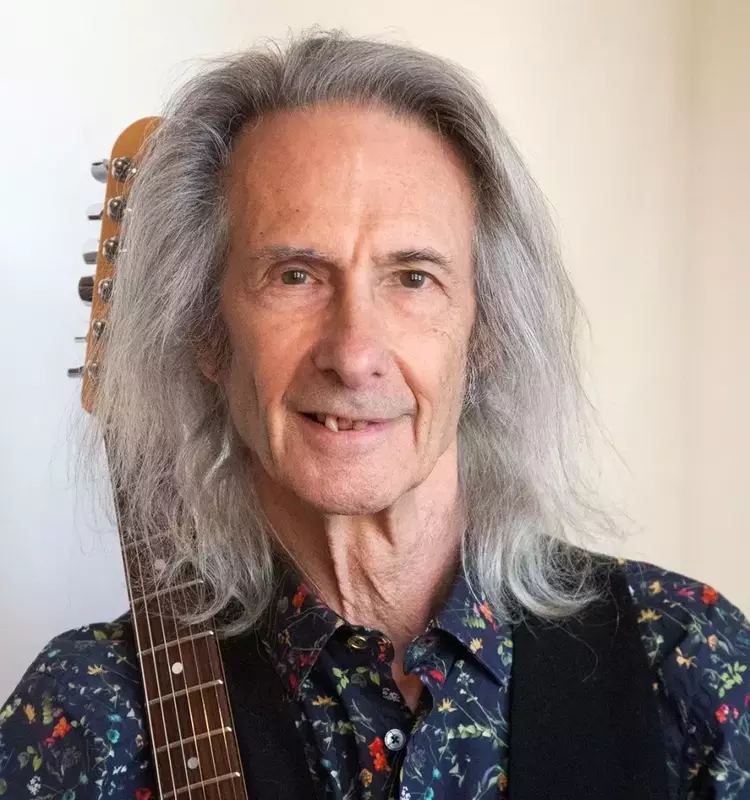 Lenny Kaye Embraces Solo Journey with 'Goin' Local'