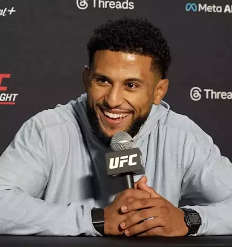Zalal Aims to "Seize" Sterling's Legacy in Critical UFC Featherweight Bout