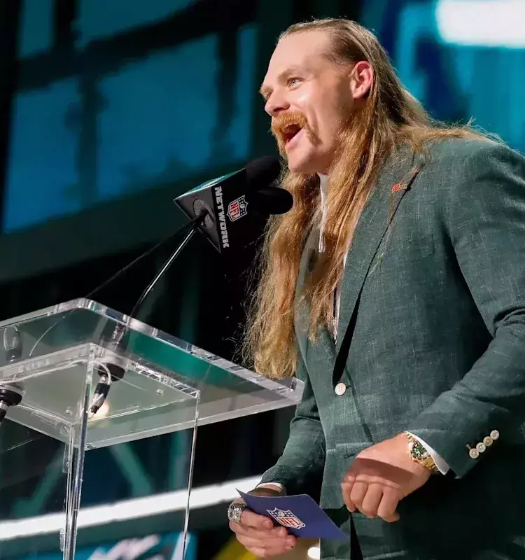 First Round Selections for the 2026 NFL Draft Revealed
