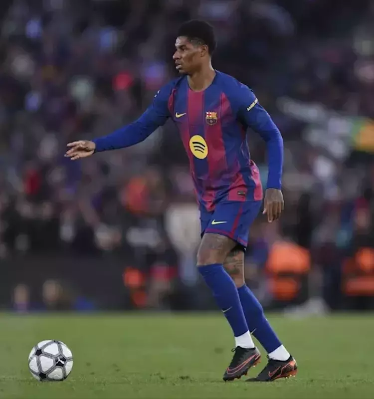 Flick's Message to Rashford: Barcelona's Forward Future Uncertain