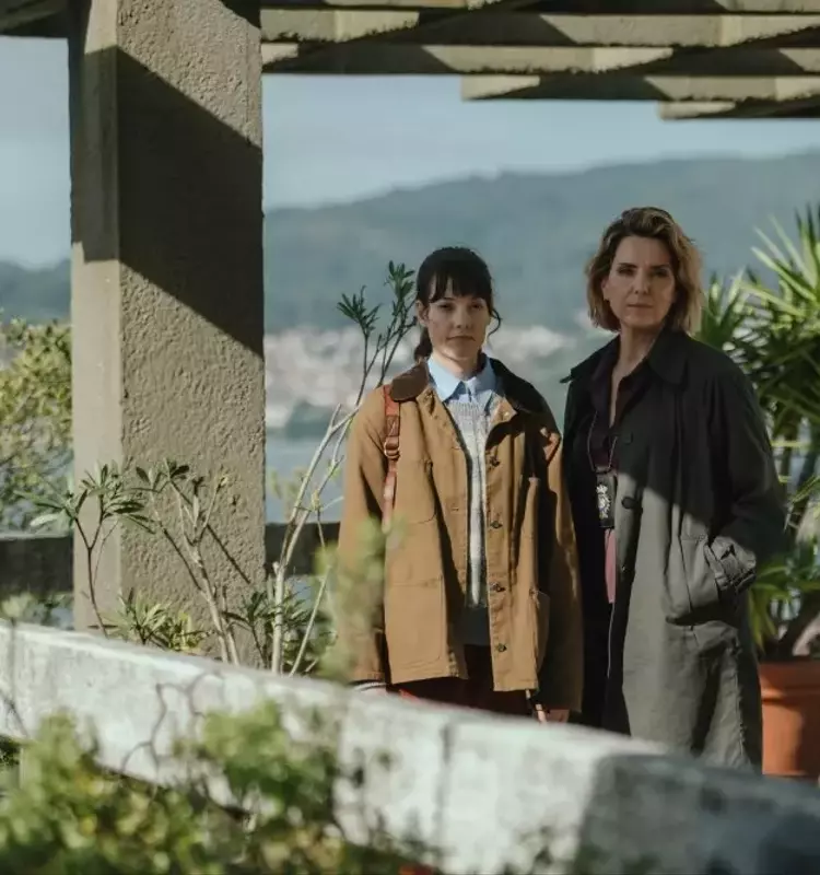 Atresmedia Unveils First-Look Photos for New Primetime Series 'Ágata and Lola'