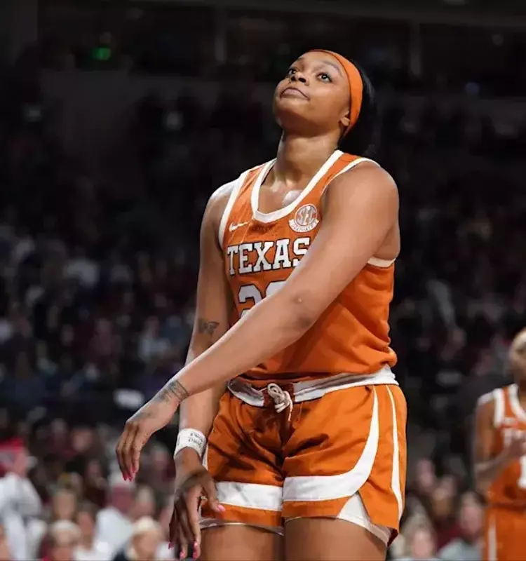 Former Longhorn Basketball Star Aaliyah Moore Explores Transfer Options