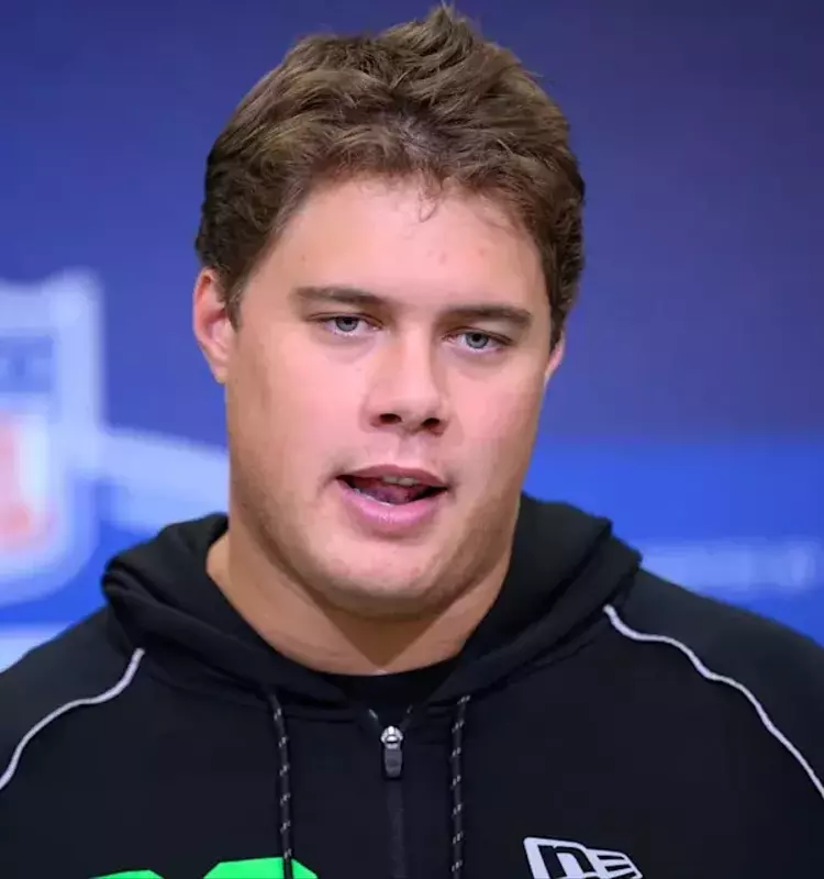 Patriots Secure Top Offensive Tackle Caleb Lomu in Strategic Draft Move
