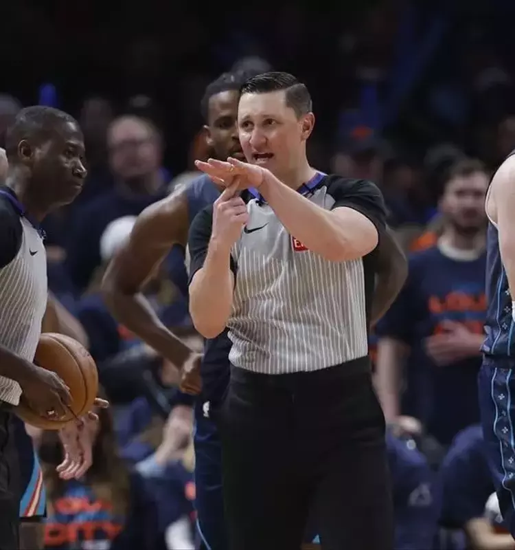 Booker Fined $35K, But Technical Foul Overturned by NBA