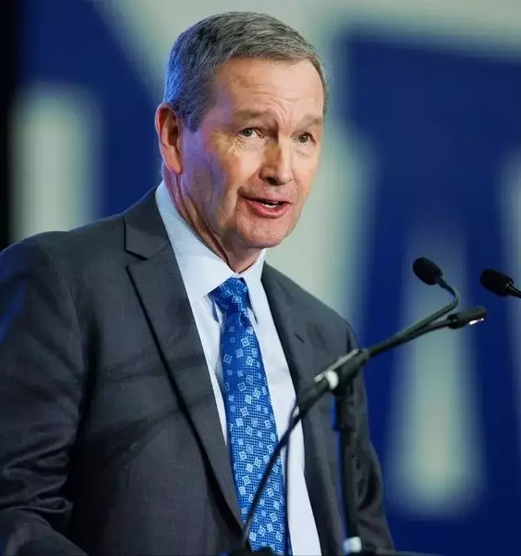 Kentucky Athletic Director Rejects Controversial Post-Retirement Role
