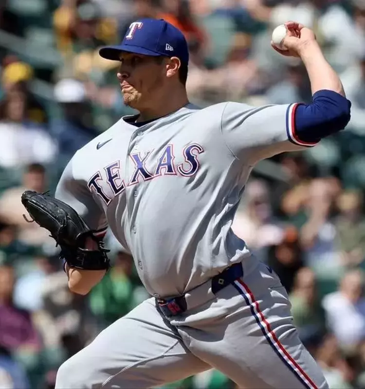 Texas Rangers Pitcher Robert Garcia Placed on Injured List with Shoulder Inflammation