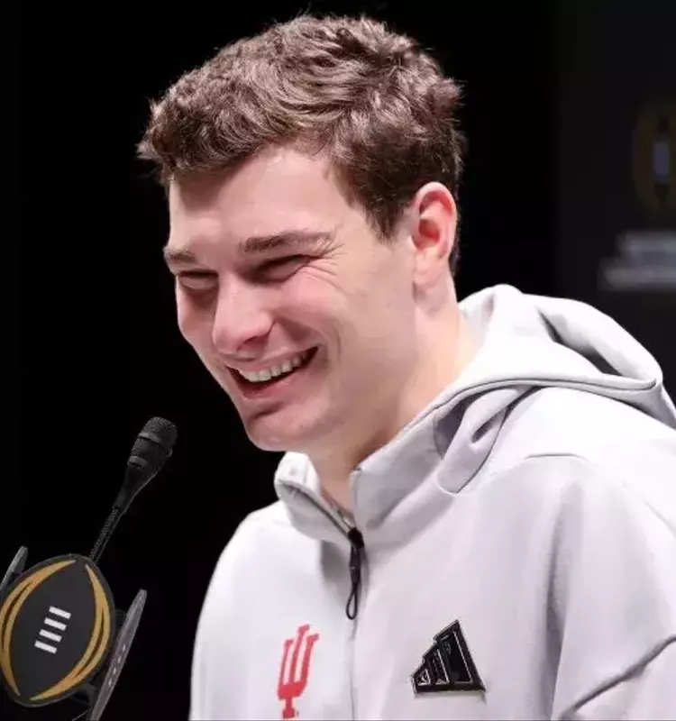 Fernando Mendoza Embraces Underdog Role as Top NFL Draft Pick for Las Vegas Raiders