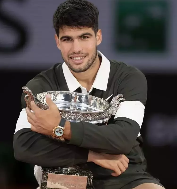Alcaraz Withdraws from French Open Due to Wrist Injury