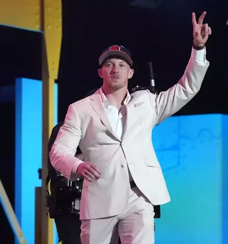 Bears Bolster Secondary with First-Round Pick Dillon Thieneman