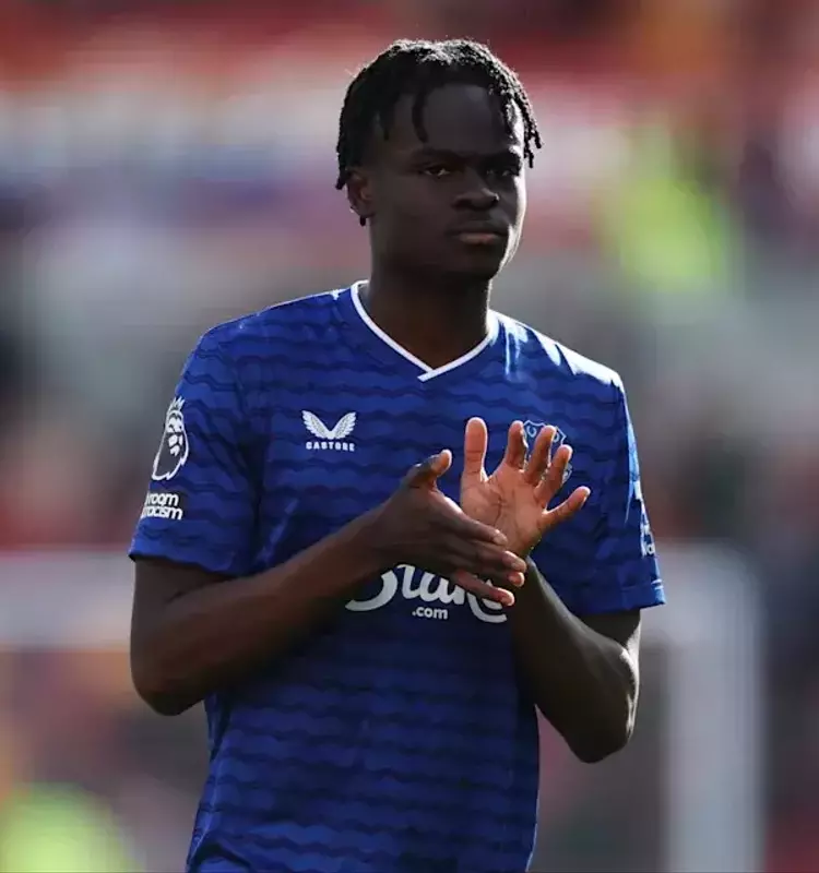 Everton's Critical Match Against West Ham: Form, Injuries, and Tactical Outlook
