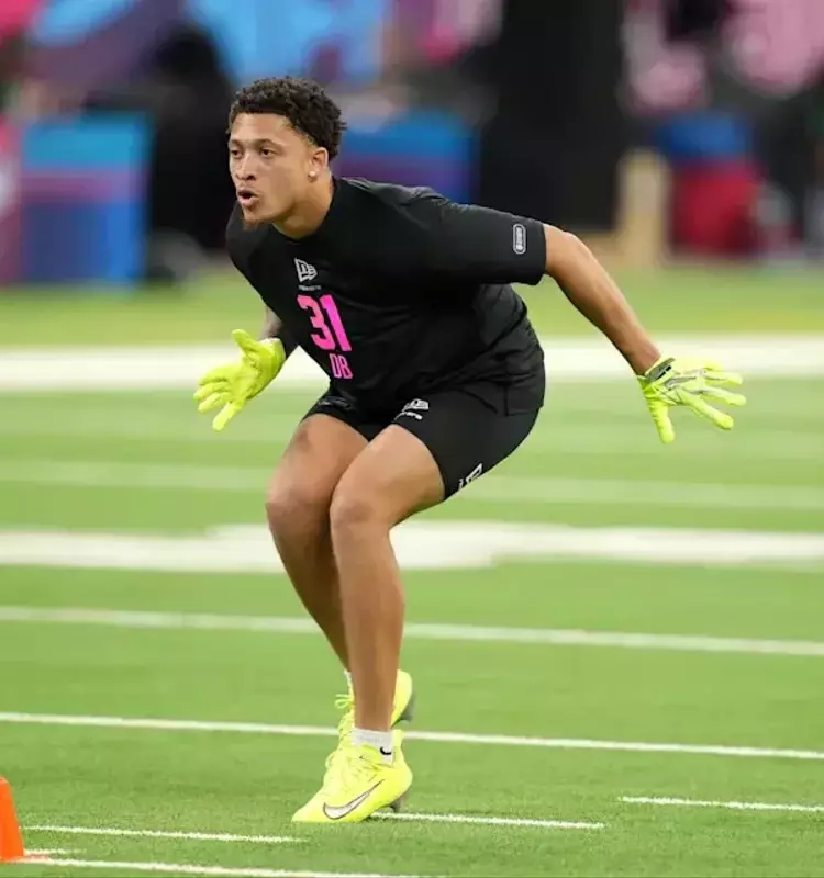 Falcons Bolster Cornerback Roster with Avieon Terrell Pick