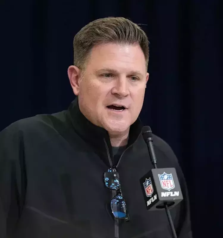Packers' Aggressive Draft Strategy on Day 2