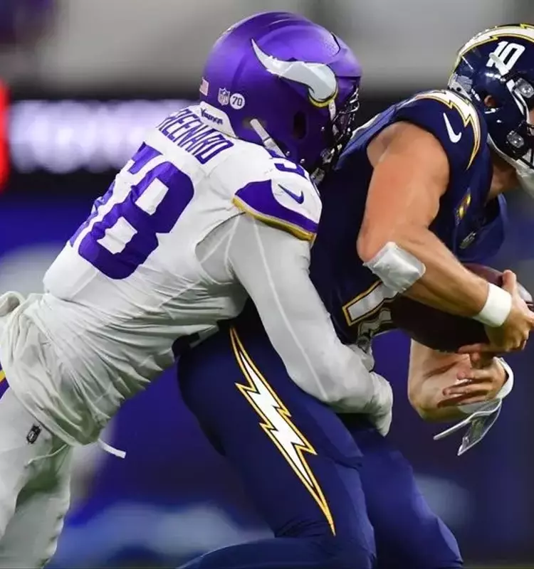 Jonathan Greenard Secures Massive $100 Million Deal with Eagles After Trade