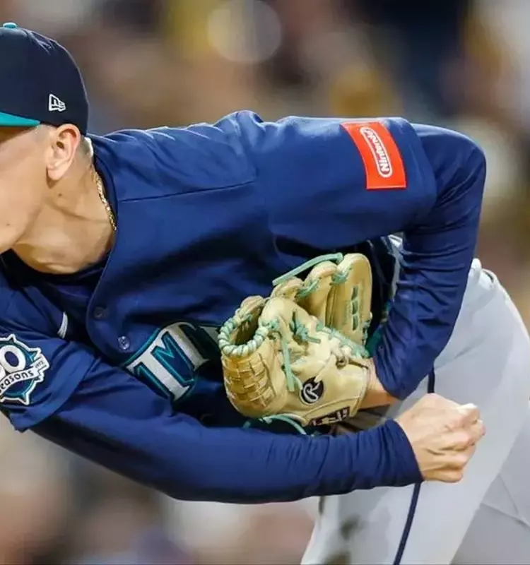 Rays Strengthen Bullpen with Legumina Acquisition from Mariners