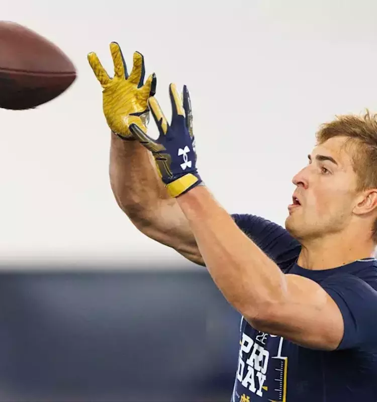 New England Patriots Bolster Offense with Eli Raridon Selection
