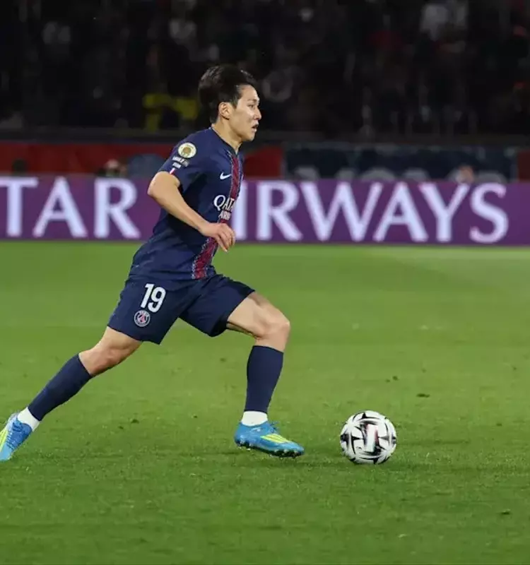 Paris Saint-Germain Prepares for Angers Clash Amidst Champions League Focus