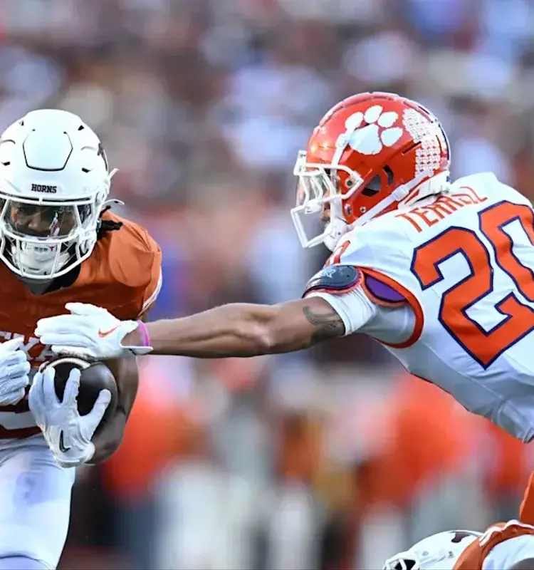 Falcons Select Avieon Terrell, ESPN Analyst Praises Pick