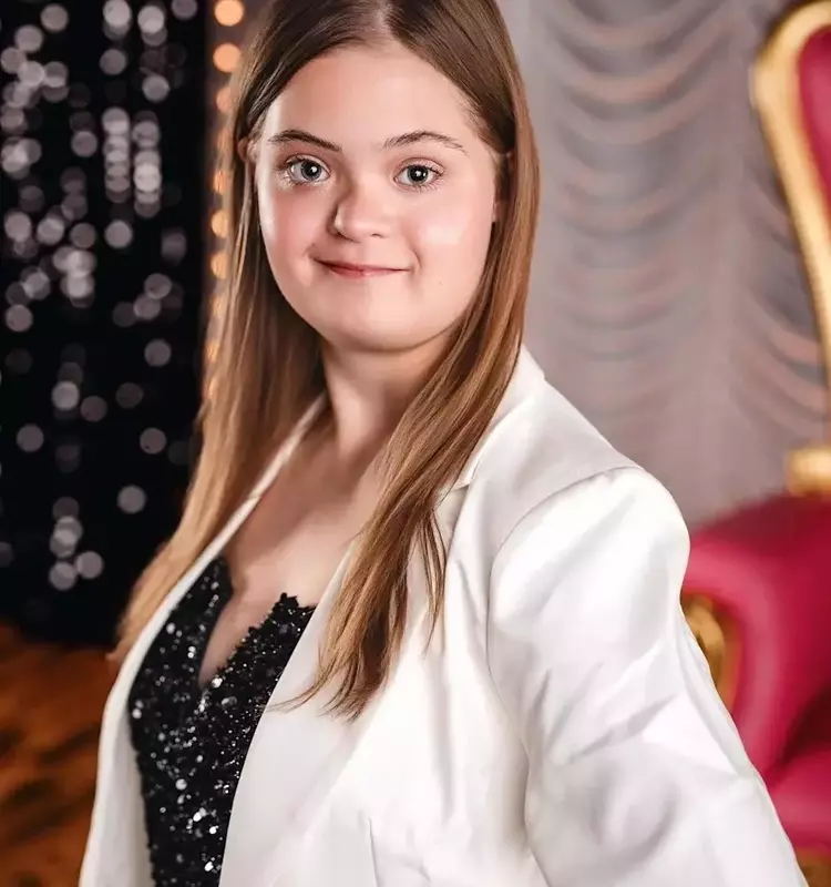 Tennessee Teen Shines on Global Dance Stage
