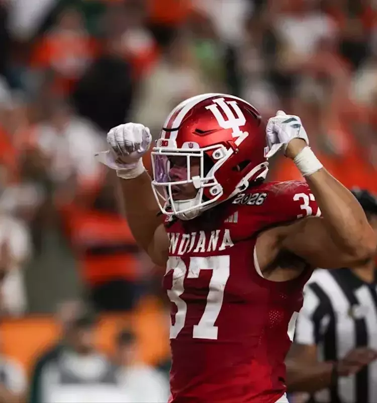 Steelers Draft Indiana Tight End Riley Nowakowski in Fifth Round