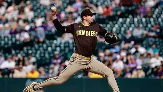 Padres' Late-Game Surge Secures Victory in Mexico City Series Opener
