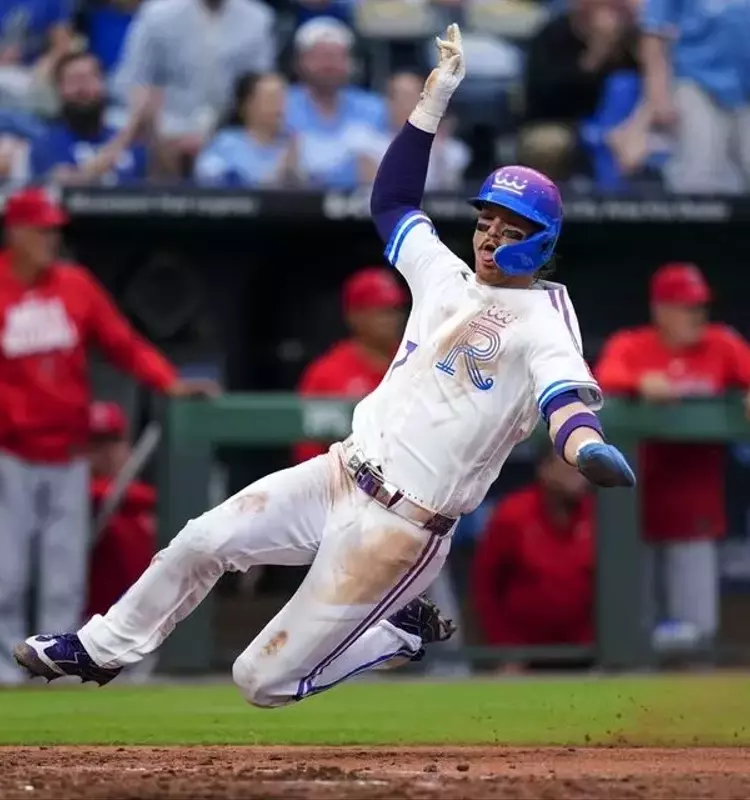 Royals Dominate Angels with Stellar Performances from Perez and Ragans