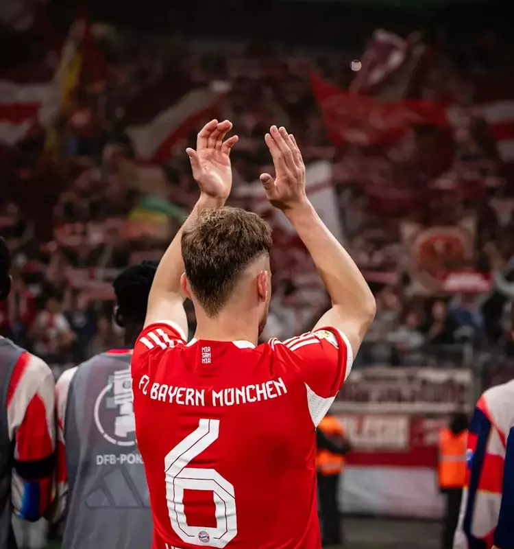 FC Bayern Streamlines Jersey Branding