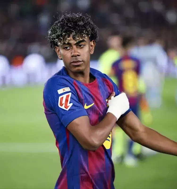 Gullit's Mentorship for Rising Star Yamal: Navigating Success and Setbacks