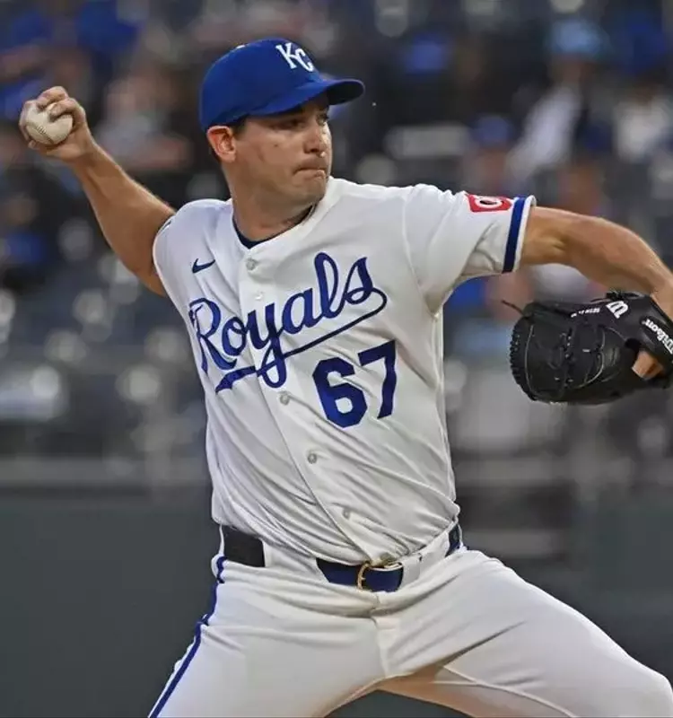 Lugo Leads Royals in Quest for Angels Series Sweep