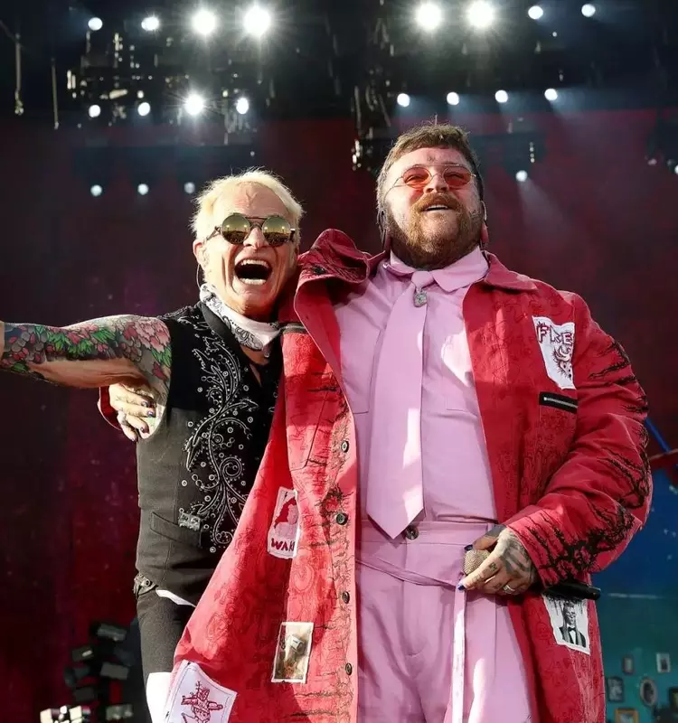 Rock Legend David Lee Roth Joins Teddy Swims for Electrifying Stagecoach Performance