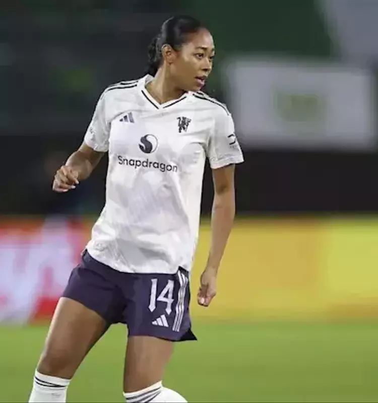 Manchester United Player Calls for Bold Approach After Draw