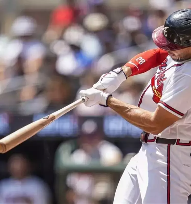 Chris Sale Secures 150th Career Victory, Braves Triumph Over Phillies