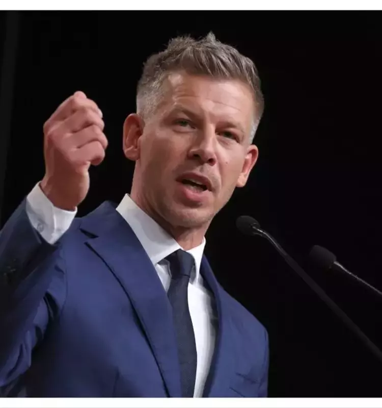 Péter Magyar's Documentary 'Spring Wind' Premieres at Riviera Film Festival