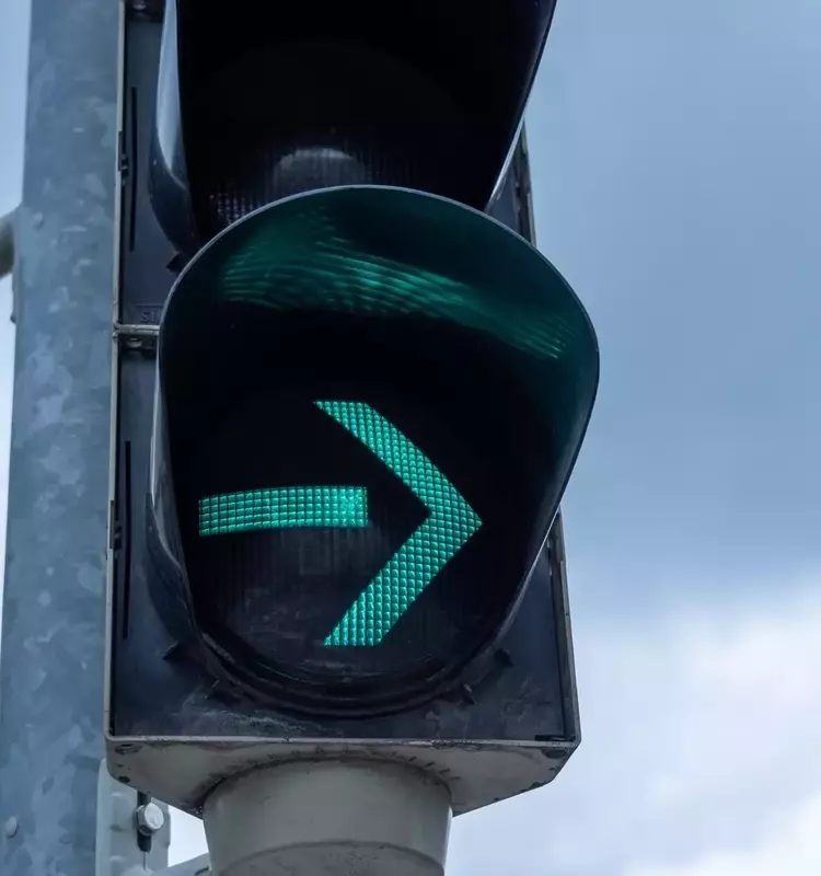 Fidelity Value Factor ETF Upgraded to Buy Amid GARP Tilt