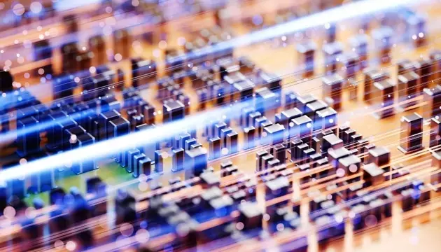 Microchip Technology's Q4 Outlook: AI and Data Centers Drive Future Growth